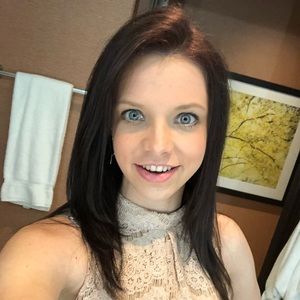 Meet your Posher, Brittney